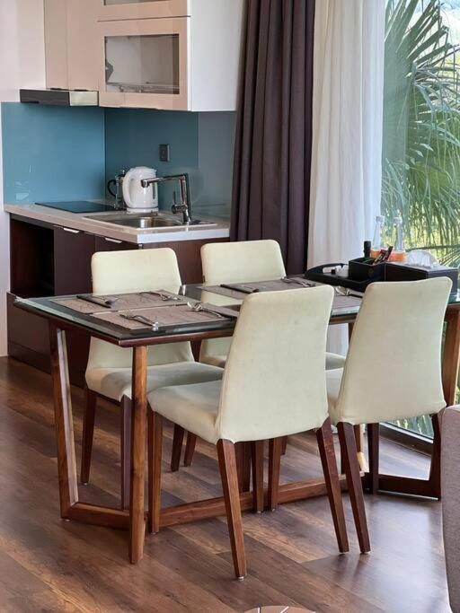1Br - 1 Sofa Bed Luxurious 5-Stars Resort Phuc Yen Экстерьер фото